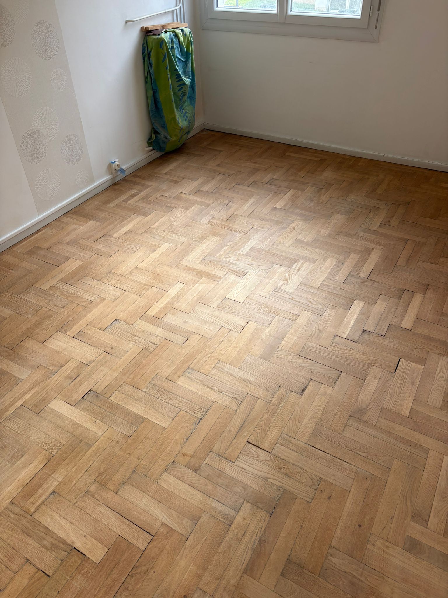 Après le ponçage du parquet